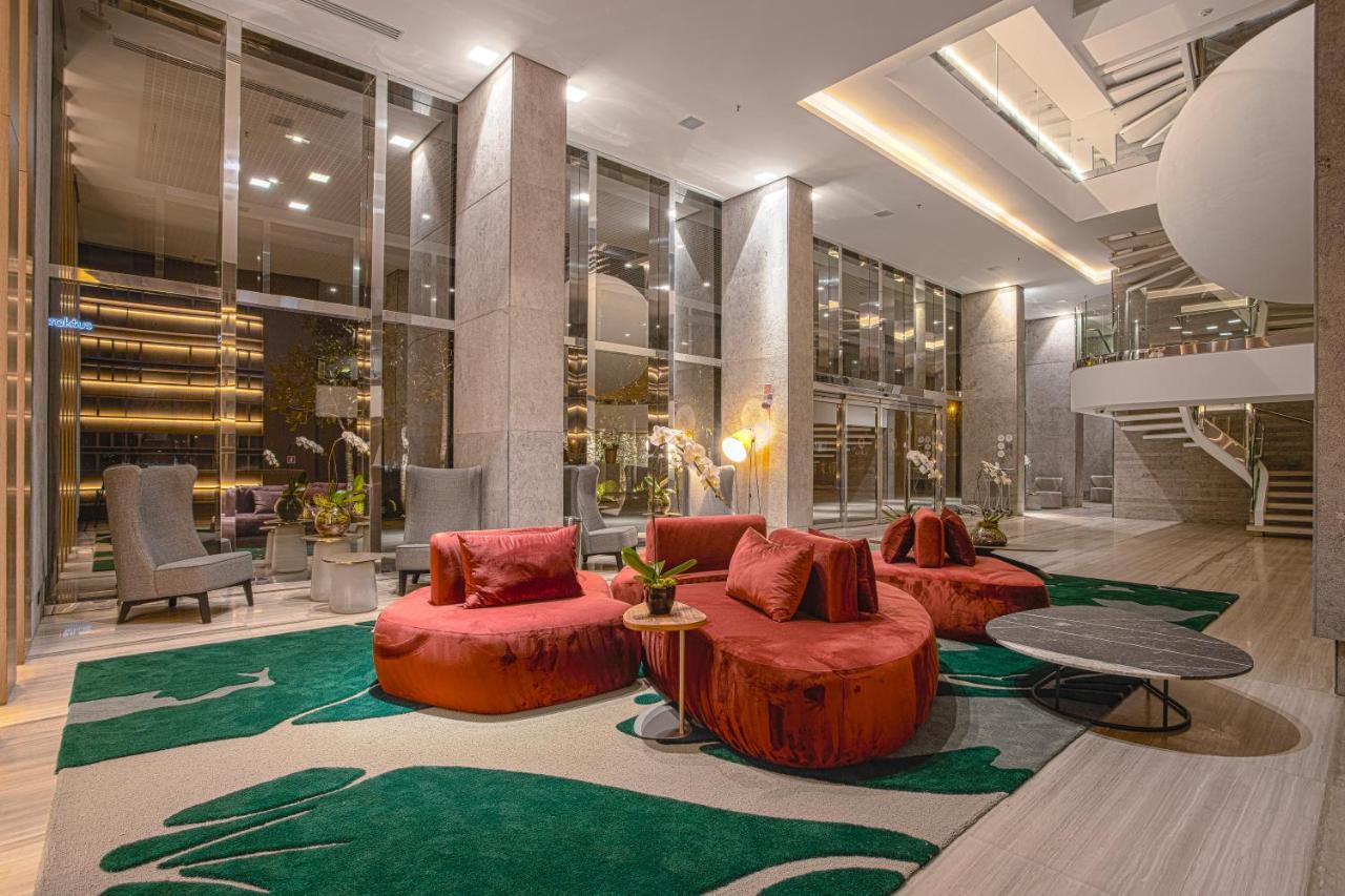 Suryaa Hotel Pinhais, Curio Collection By Hilton 外观 照片