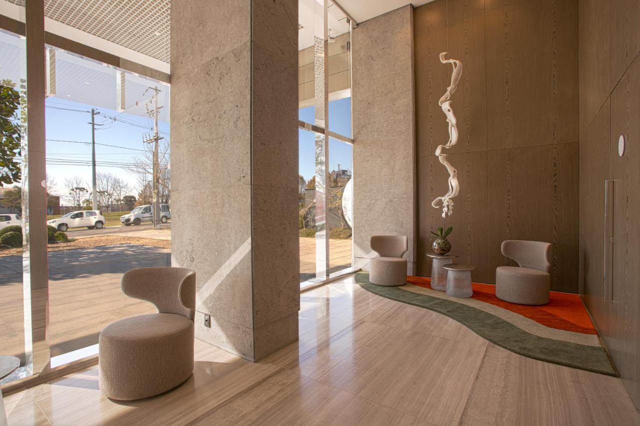 Suryaa Hotel Pinhais, Curio Collection By Hilton 外观 照片