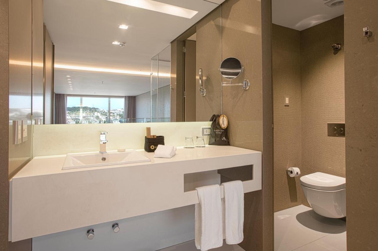 Suryaa Hotel Pinhais, Curio Collection By Hilton 外观 照片