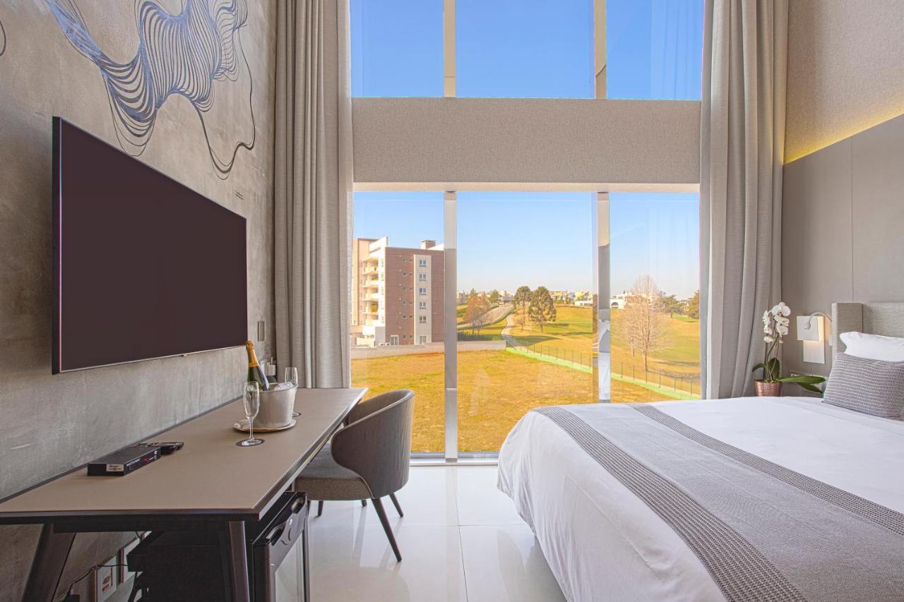 Suryaa Hotel Pinhais, Curio Collection By Hilton 外观 照片