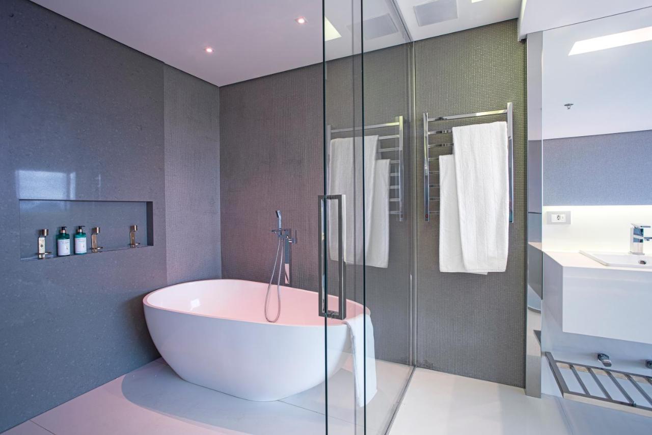 Suryaa Hotel Pinhais, Curio Collection By Hilton 外观 照片