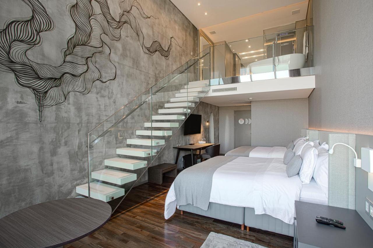Suryaa Hotel Pinhais, Curio Collection By Hilton 外观 照片