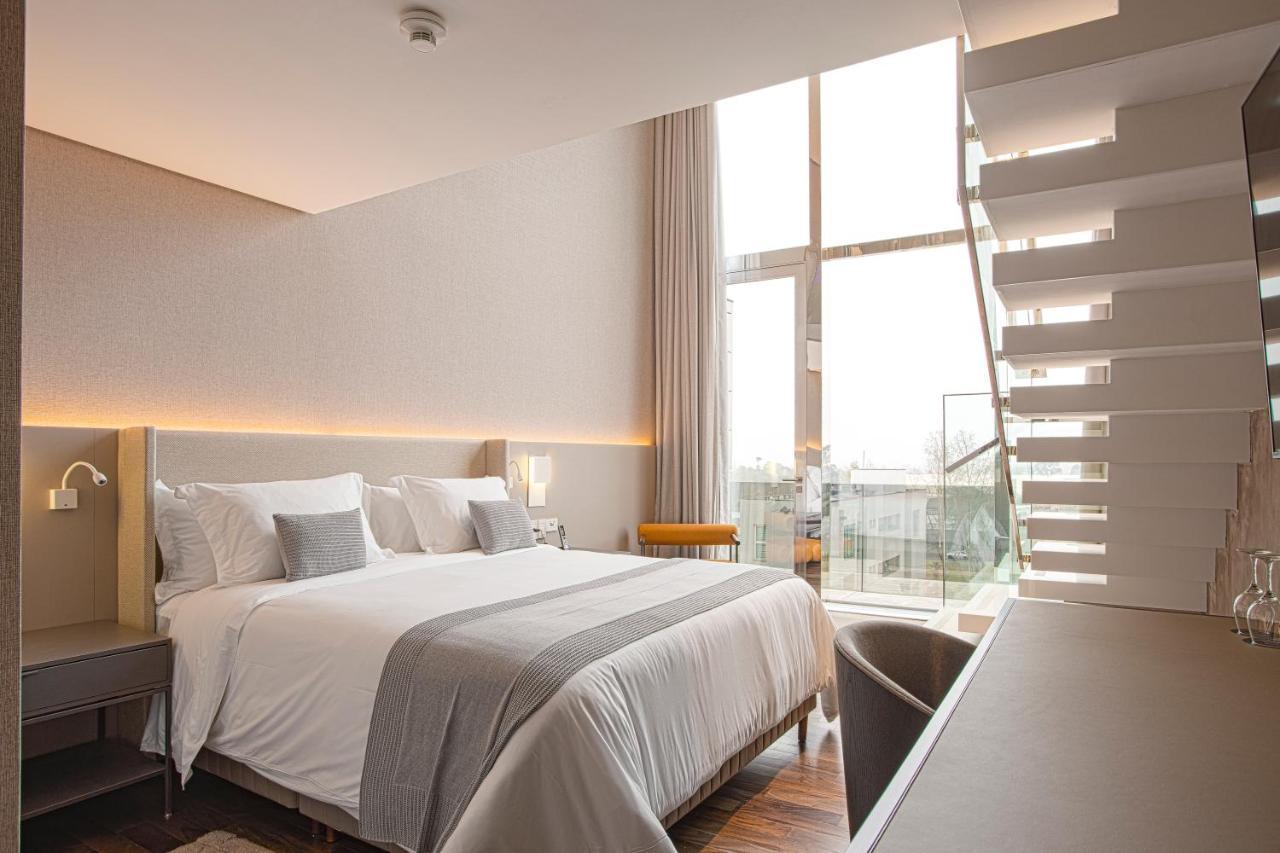 Suryaa Hotel Pinhais, Curio Collection By Hilton 外观 照片