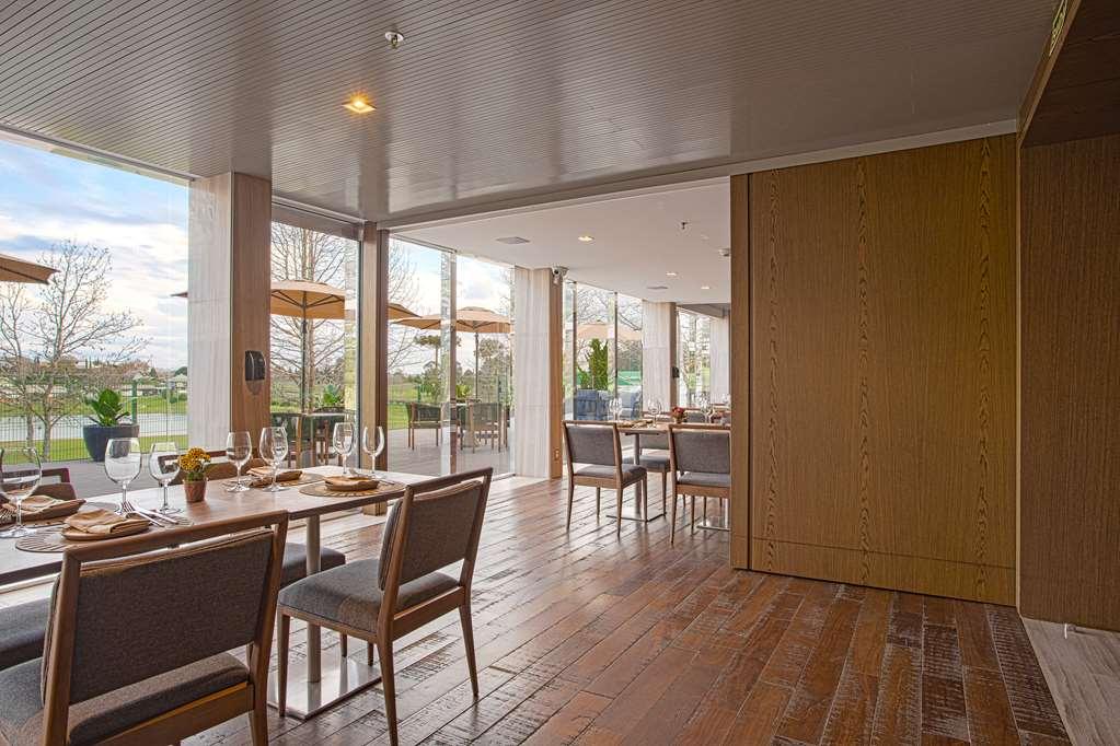 Suryaa Hotel Pinhais, Curio Collection By Hilton 餐厅 照片